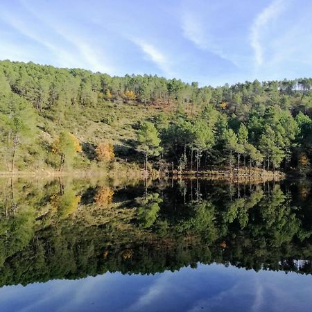 Ruralrut-El Tiemblo Wifi, Cabina De Hidromasaje, Aire Acondicionado Y A Pocos Metros De Zonas De Bano Naturales เอลเตียมโบล ภายนอก รูปภาพ