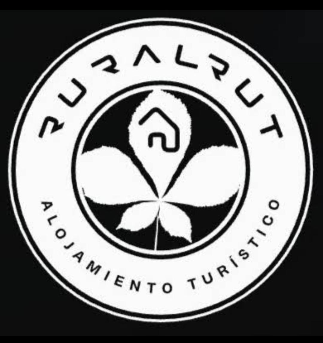 Ruralrut-El Tiemblo Wifi, Cabina De Hidromasaje, Aire Acondicionado Y A Pocos Metros De Zonas De Bano Naturales เอลเตียมโบล ภายนอก รูปภาพ